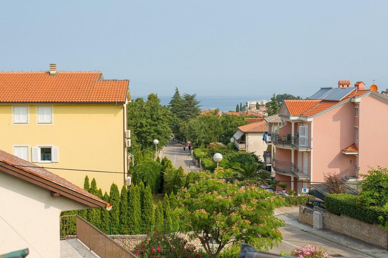 Apartman Adria Малинска Екстериор снимка